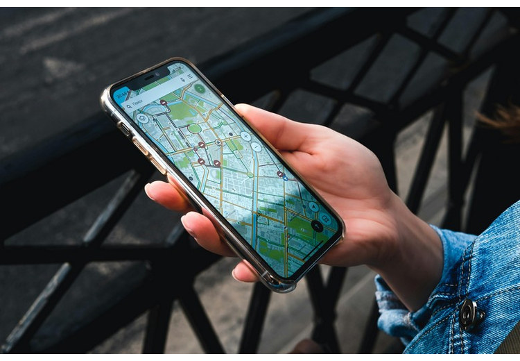 Dùng Google Maps trên điện thoại để tìm đường khi du lịch Đài Loan tự túc
